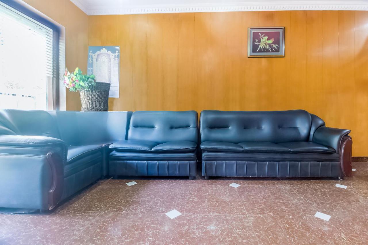 Oyo 70841 Hotel Anjali Residency Velur ภายนอก รูปภาพ